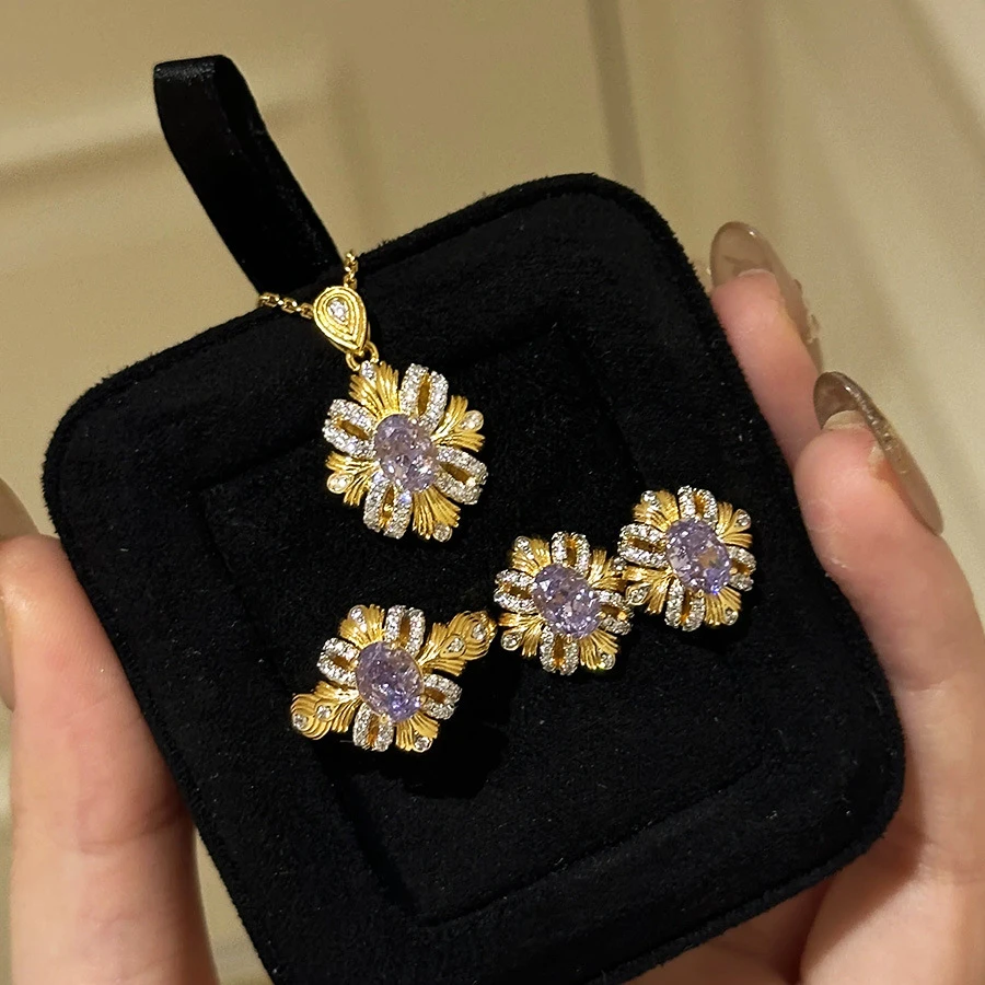 铜合金锆石戒指 复古紫荆花缎带戒指高贵优雅紫锆石戒指