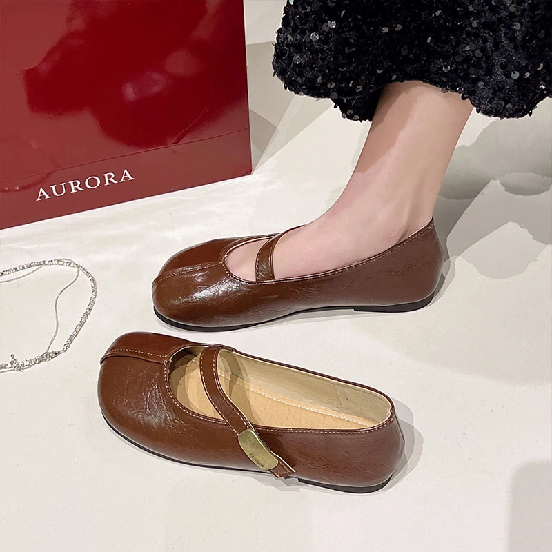 法式平底玛丽珍单鞋女2025新款春秋季温柔配裙子晚晚小皮鞋豆豆鞋