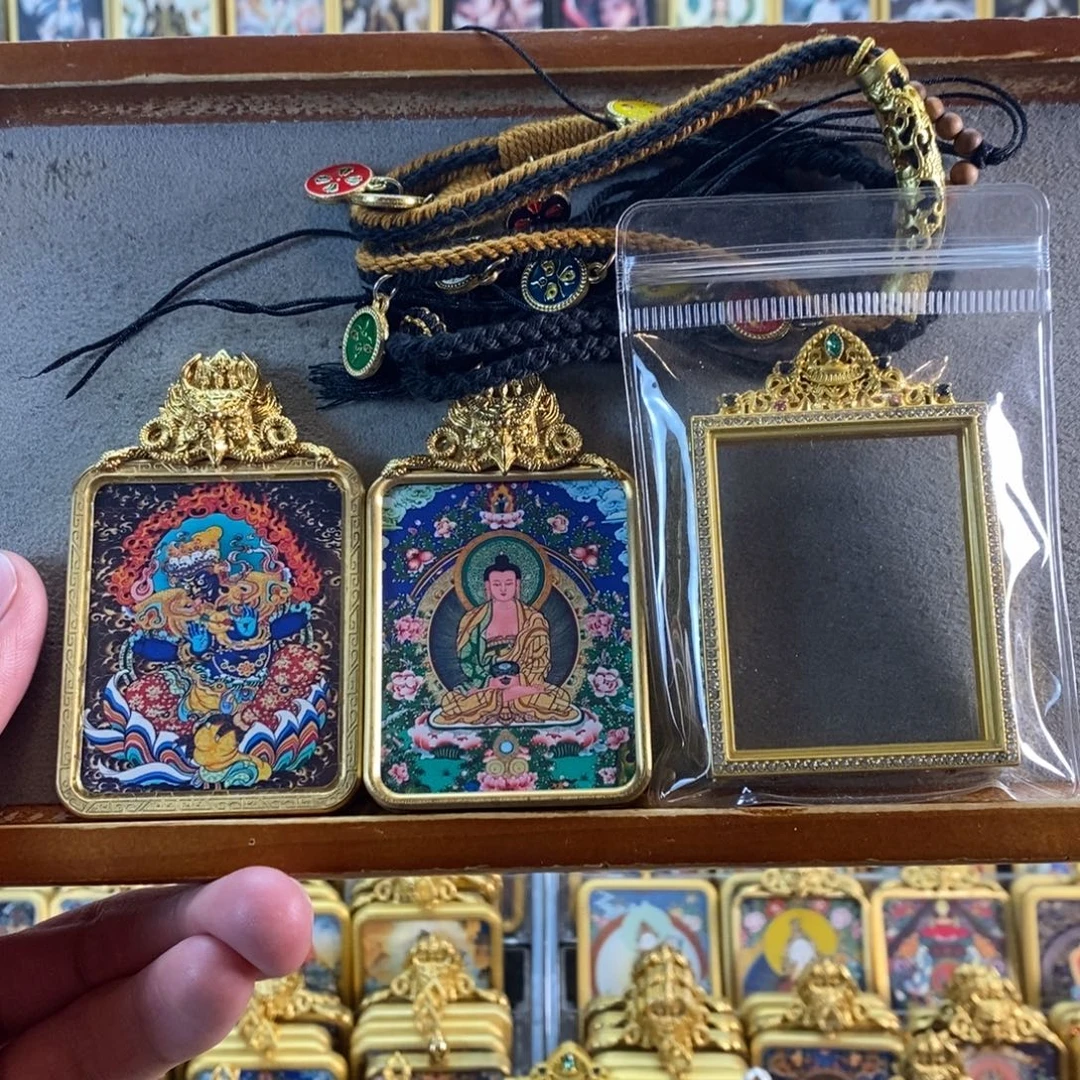 吊坠扎基拉姆阿弥陀佛唐卡