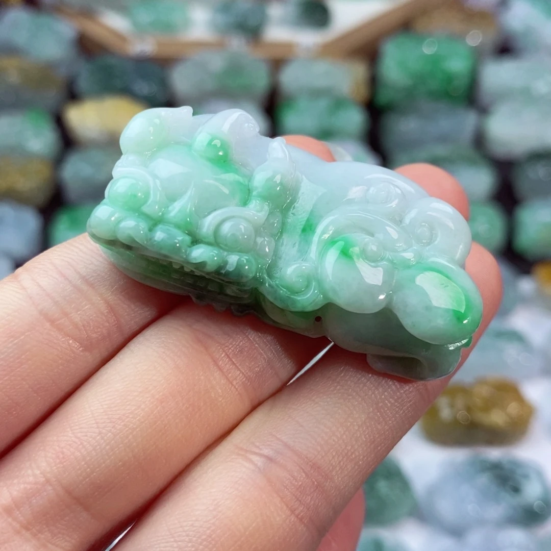 翡翠未镶嵌颈饰天然