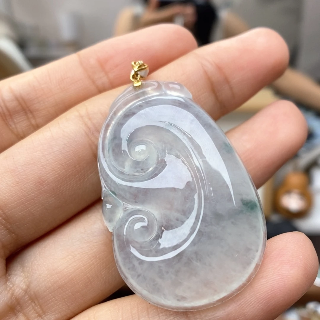 【闪购商品】18K金镶嵌挂件翡翠叶**烨37