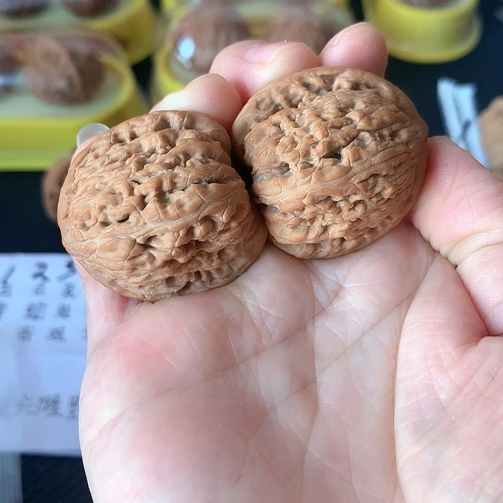 文玩核桃吊坠3.53尺蚂瑙
