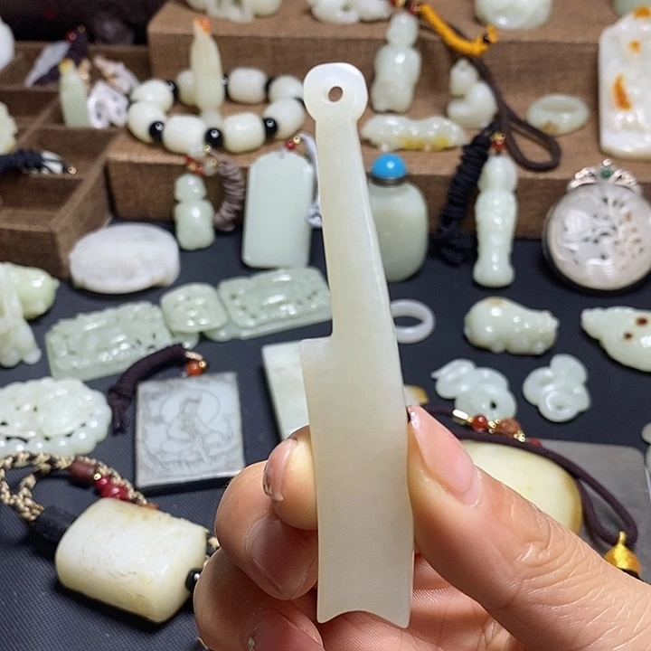 和田玉（糖玉）挂件未镶嵌