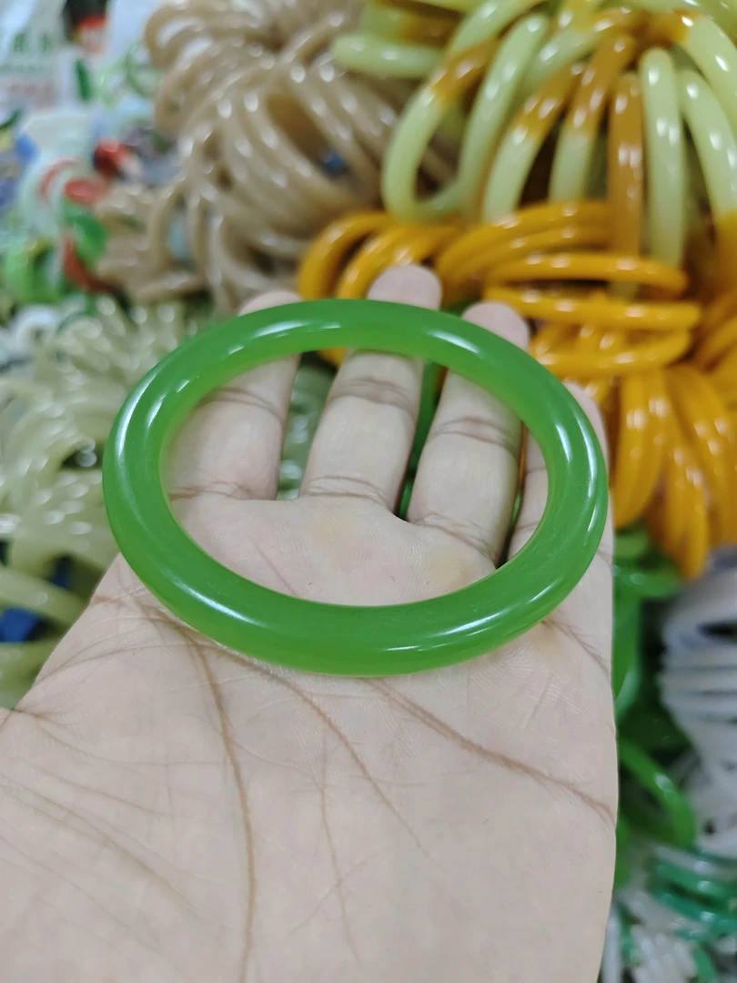 1497号-精品透绿手镯多样性