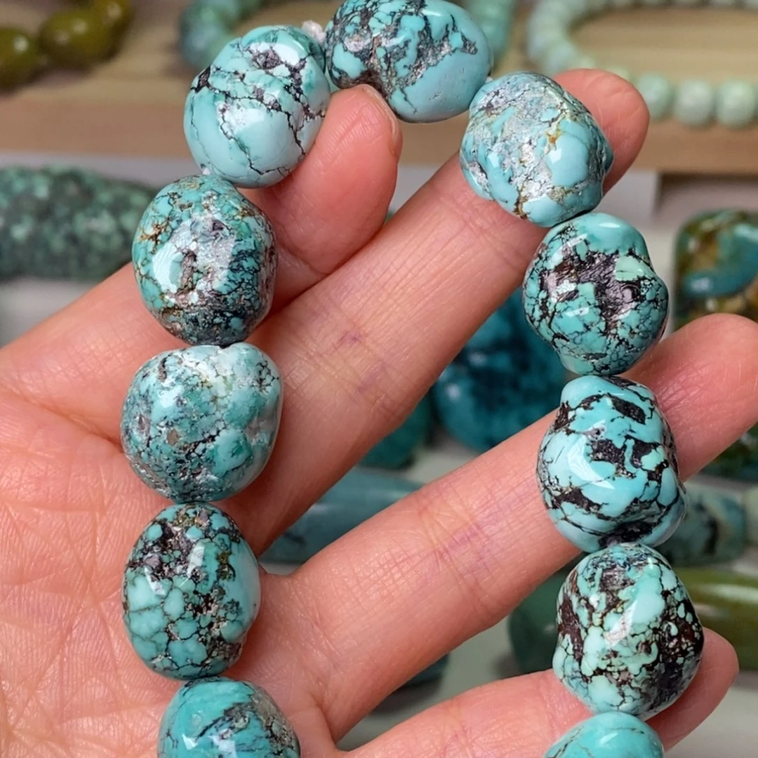 绿松石未镶嵌珠宝奇石