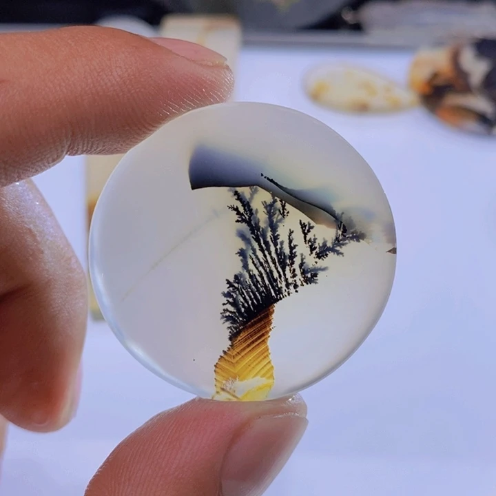 玛瑙/玉髓颈饰未镶嵌