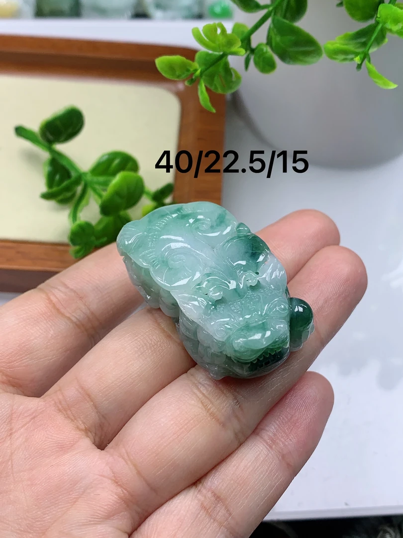 天然翡翠A货冰种飘花招财貔貅玉石挂件