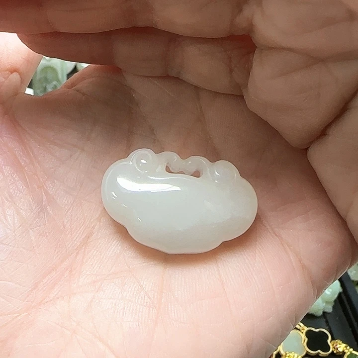 和田玉未镶嵌吊坠(不含链)福利，不退不换