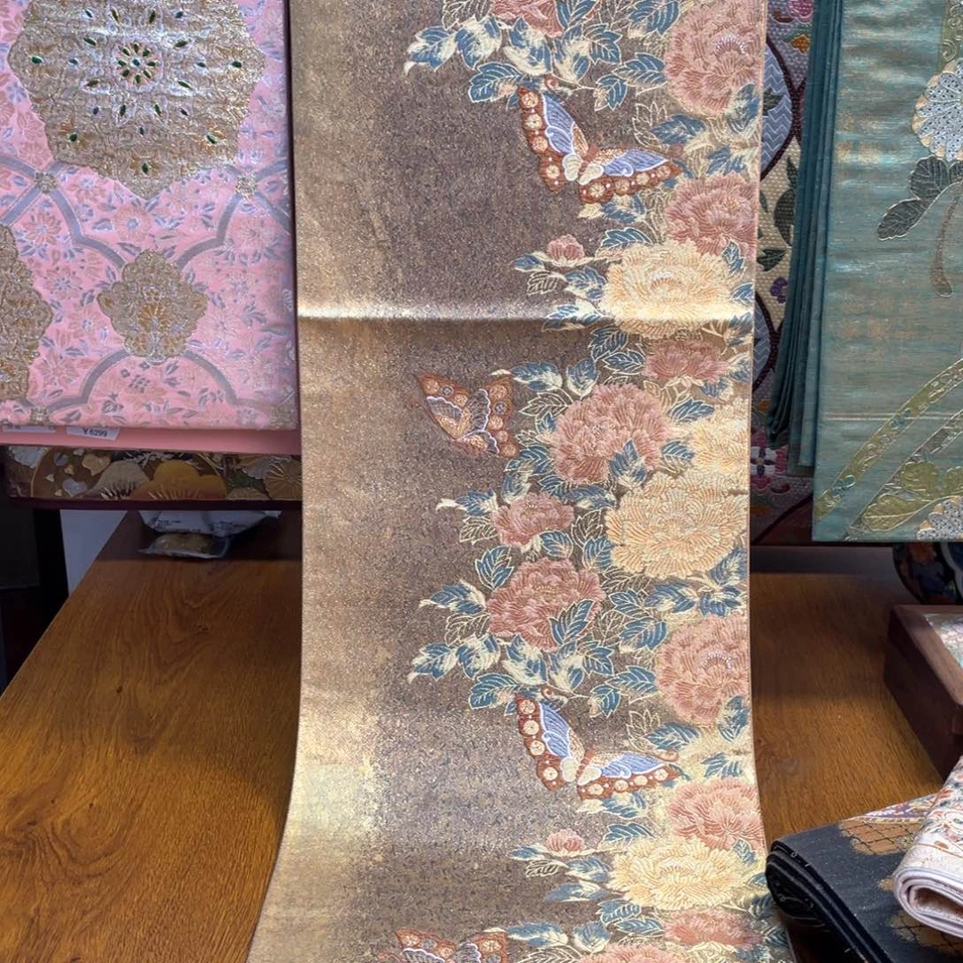 织绣巧****店舞蝶牡丹织锦