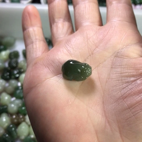 未镶嵌和田玉（糖玉）手机链独**月