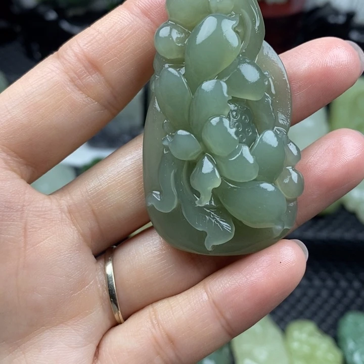 和田玉未镶嵌颈饰20