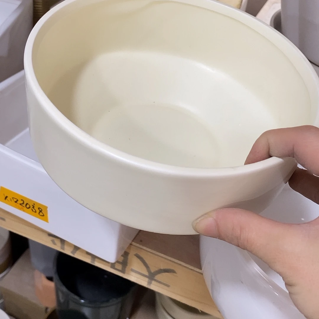 杯子陶盆有孔 瑕疵介意勿拍