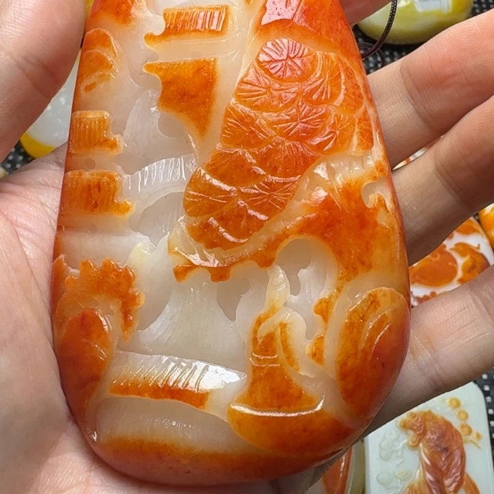 和田玉颈饰未镶嵌