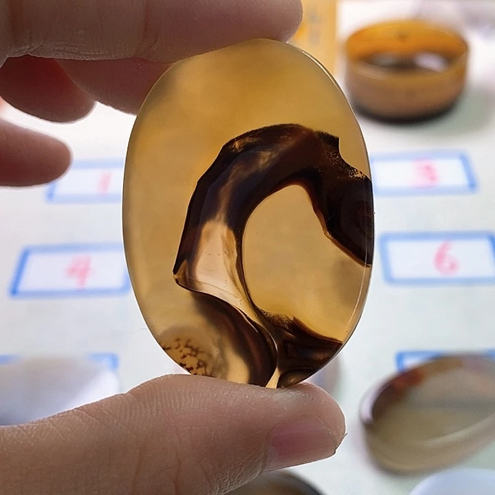 玛瑙/玉髓未镶嵌珠宝半成品