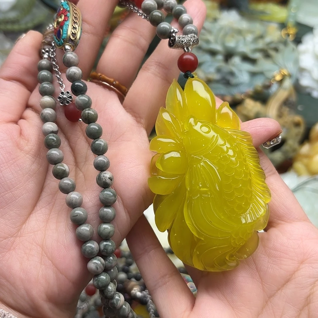 蛇纹石玉合金颈饰