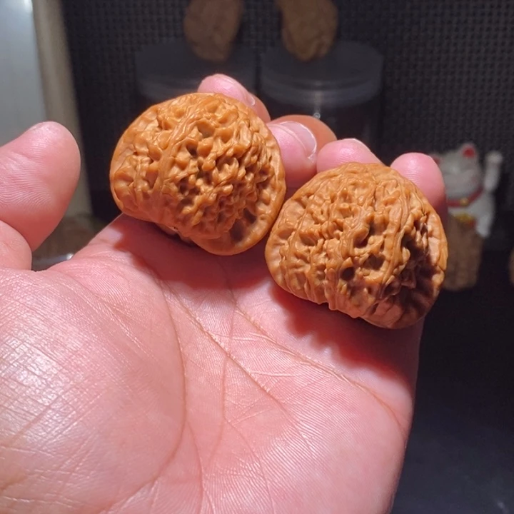 把件文玩核桃S*W三角白