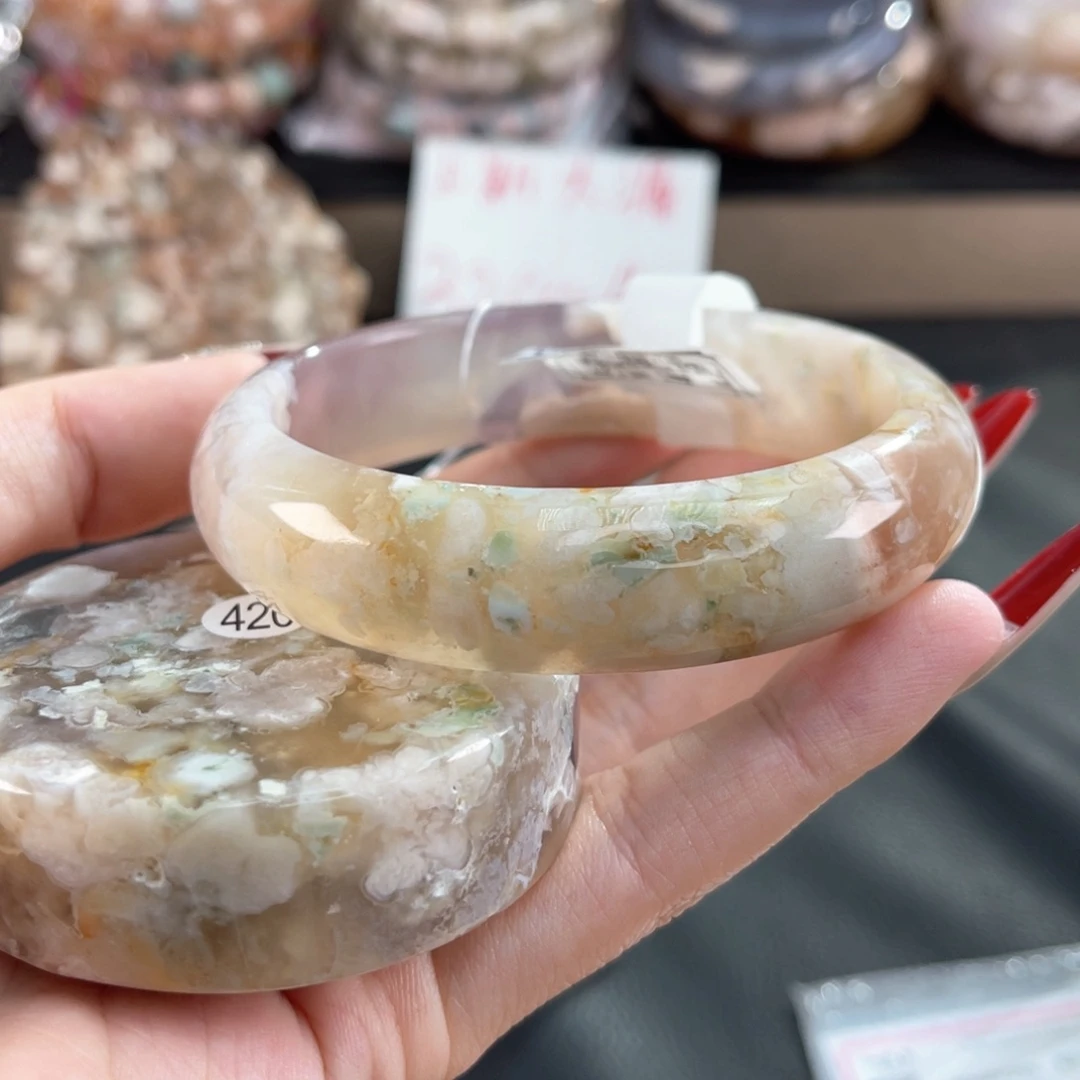 石英质玉未镶嵌手镯61