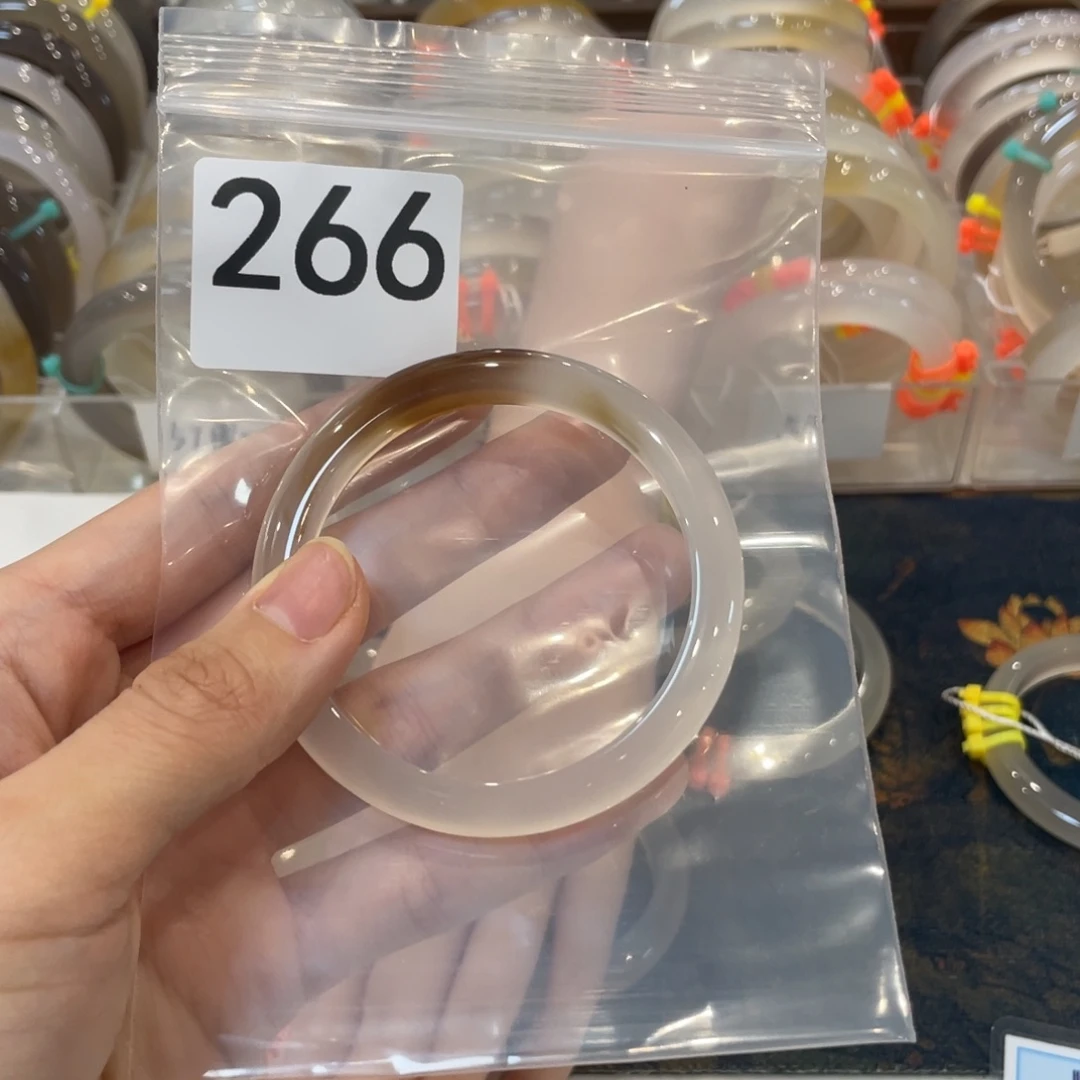 玛瑙/玉髓手镯未镶嵌碳****腿266