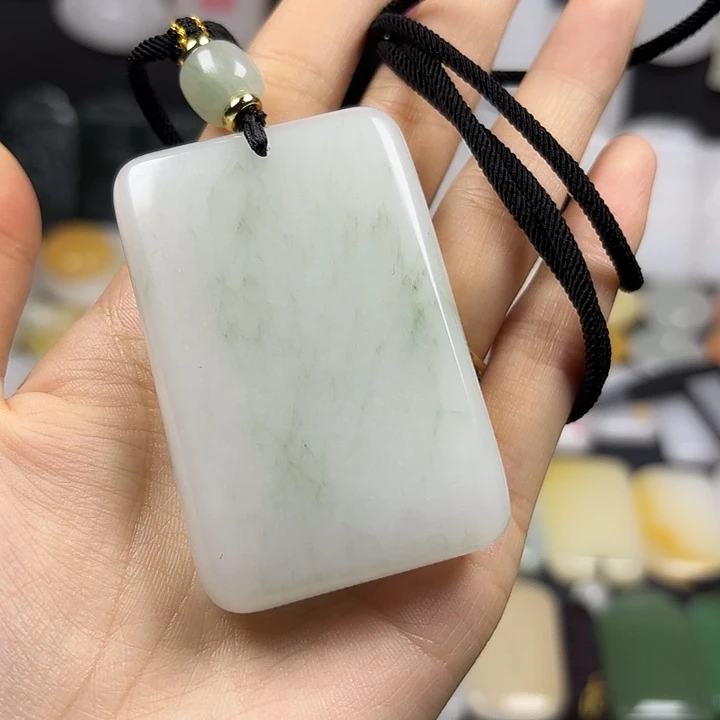 ****儿颈饰未镶嵌石英岩玉