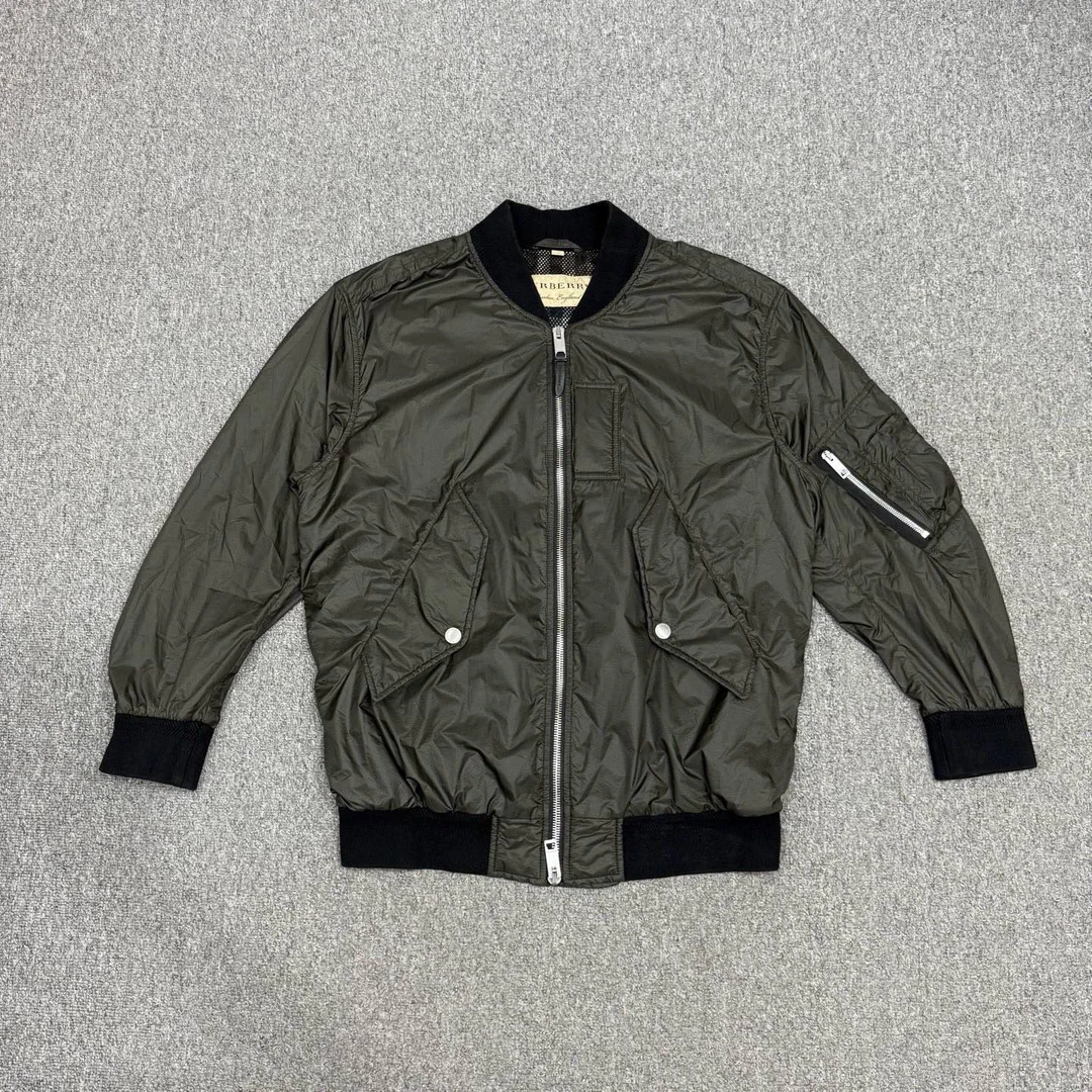 99新 BURBERRY/博柏利 16309446 尼龙拉链夹克外套 52码99新