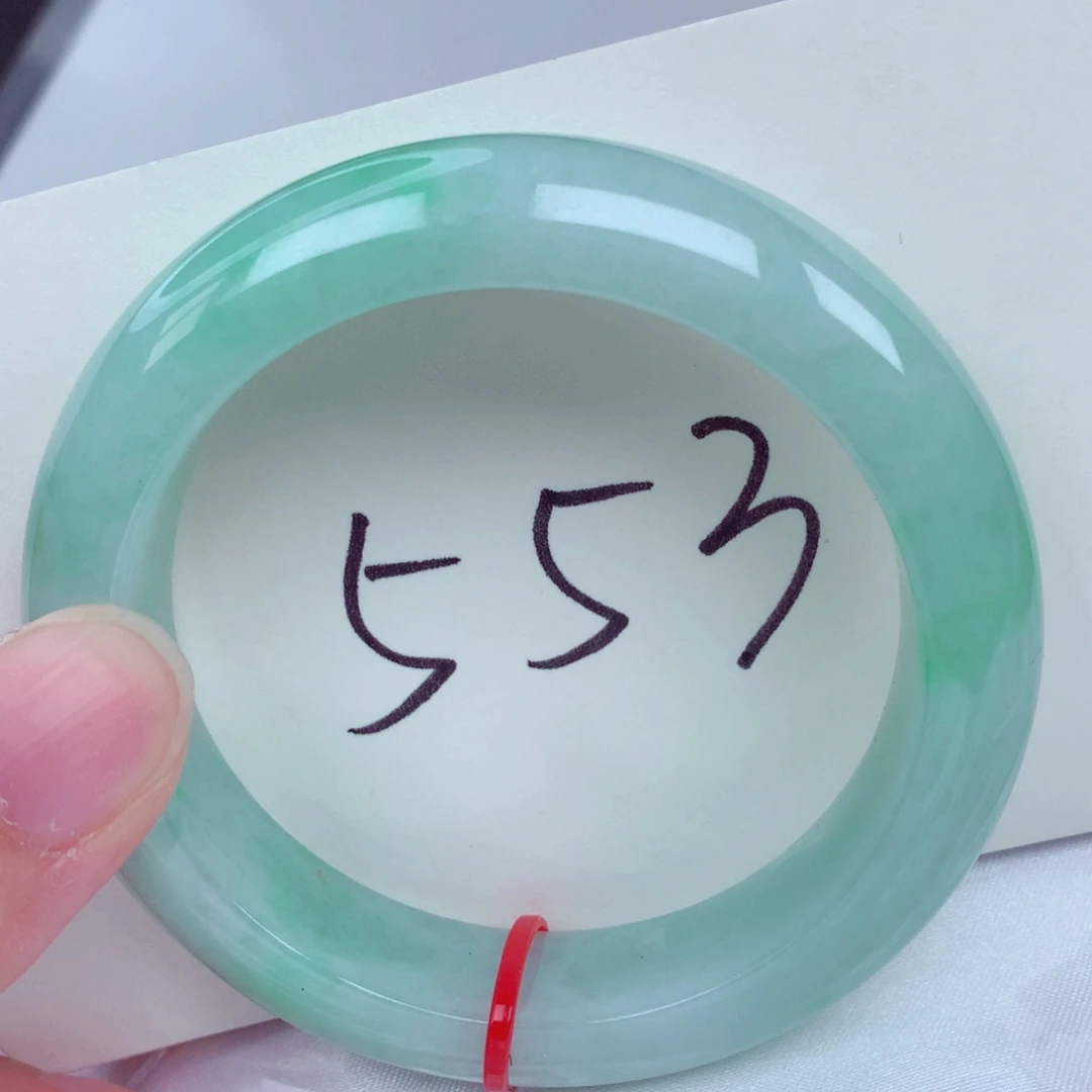 翡翠未镶嵌手镯翡翠