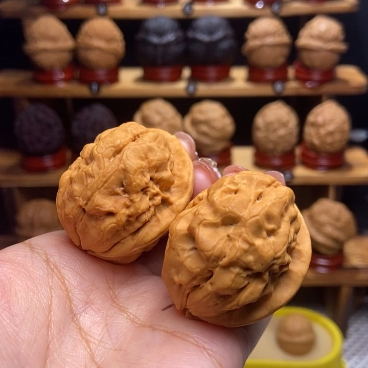 文玩核桃吊坠良*水晶91