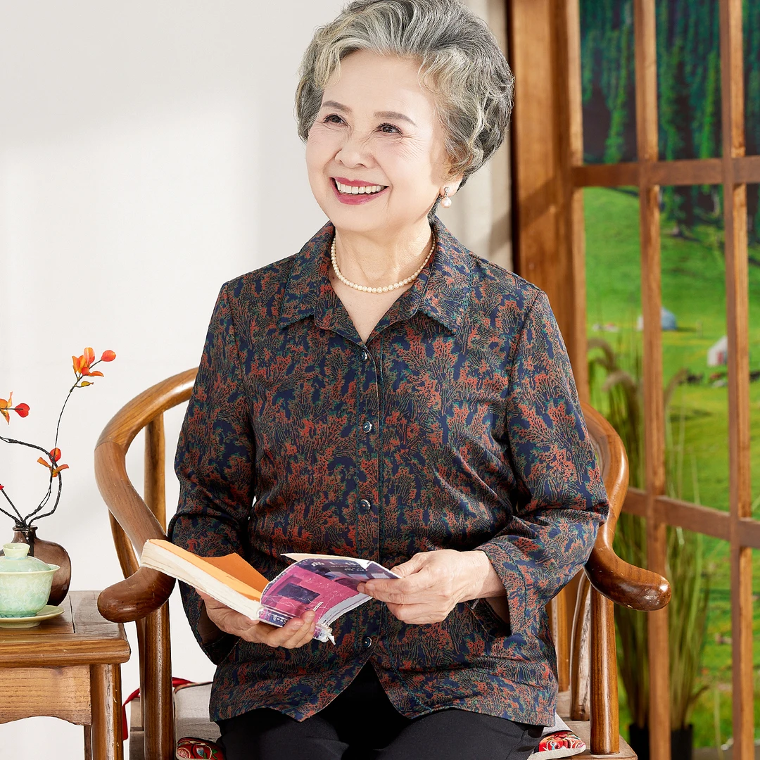 老人妈妈春秋装薄款外套中老年人女衬衫老太太奶奶长袖衬衣服新款