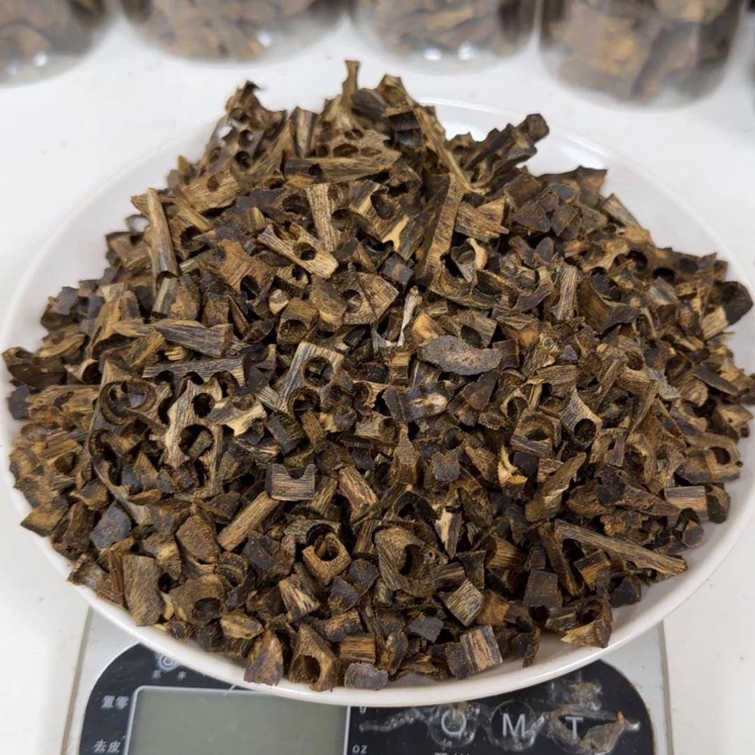 沉香碎屑沉香海南白露99沉高油碎料50克