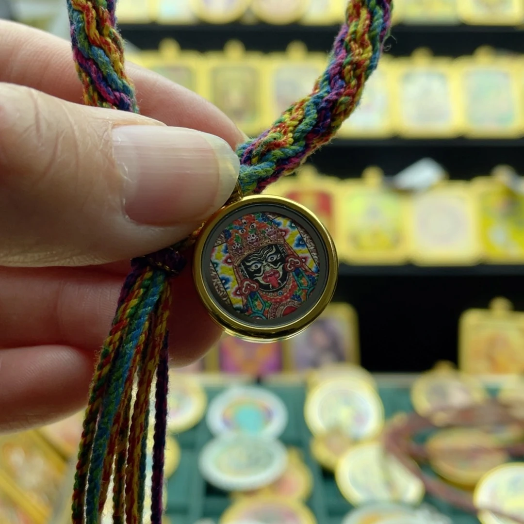 吊坠n****Ⱄ唐卡等多种形式进行的艺术