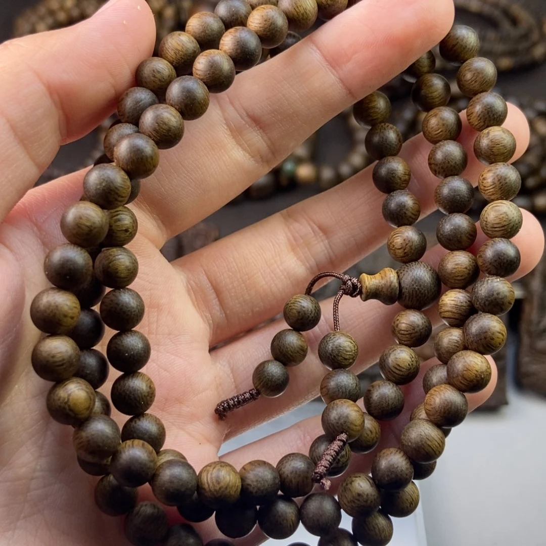 手串沉香木狂****?越南芽庄白奇楠