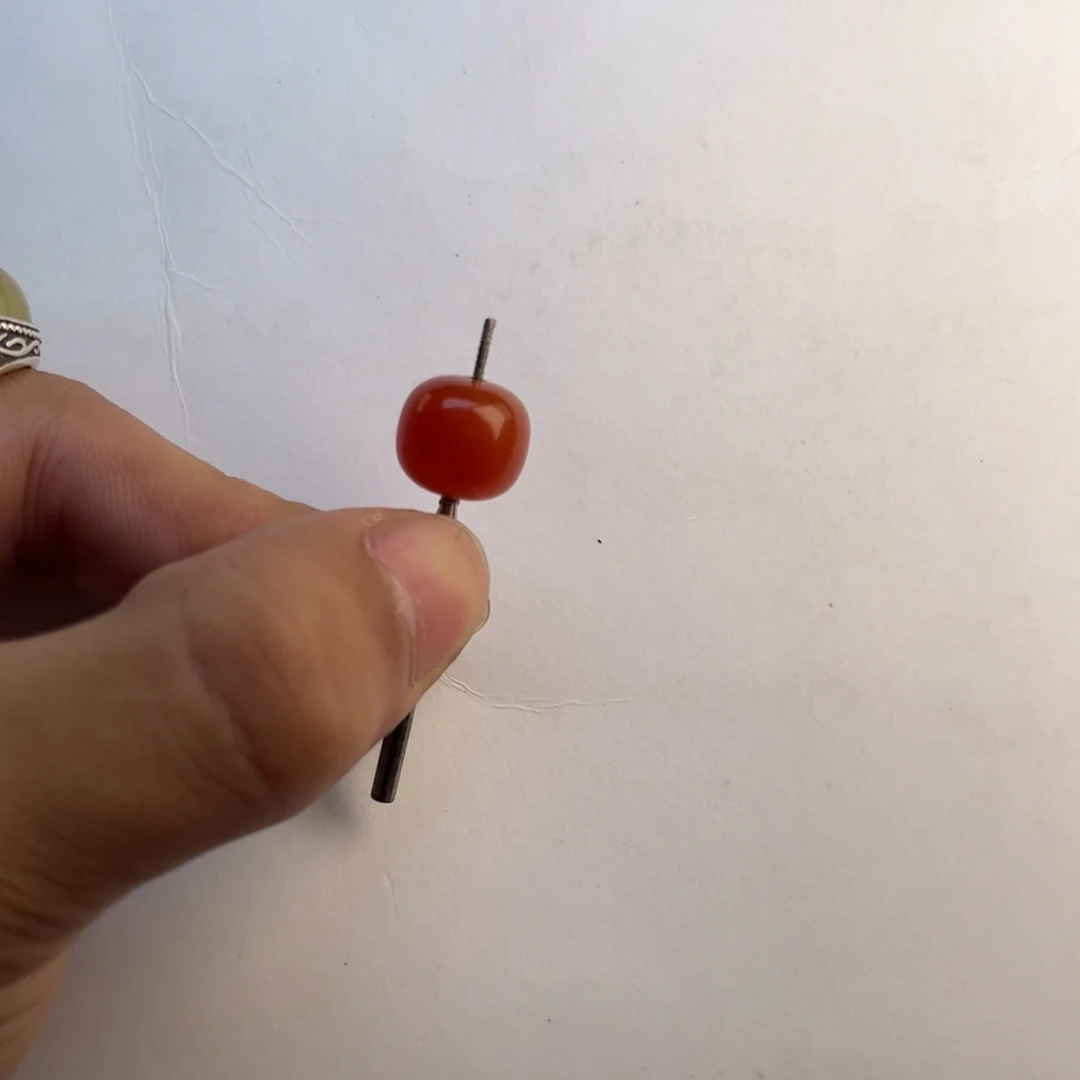 灵***玉石英质玉（缅黄）未镶嵌颈饰