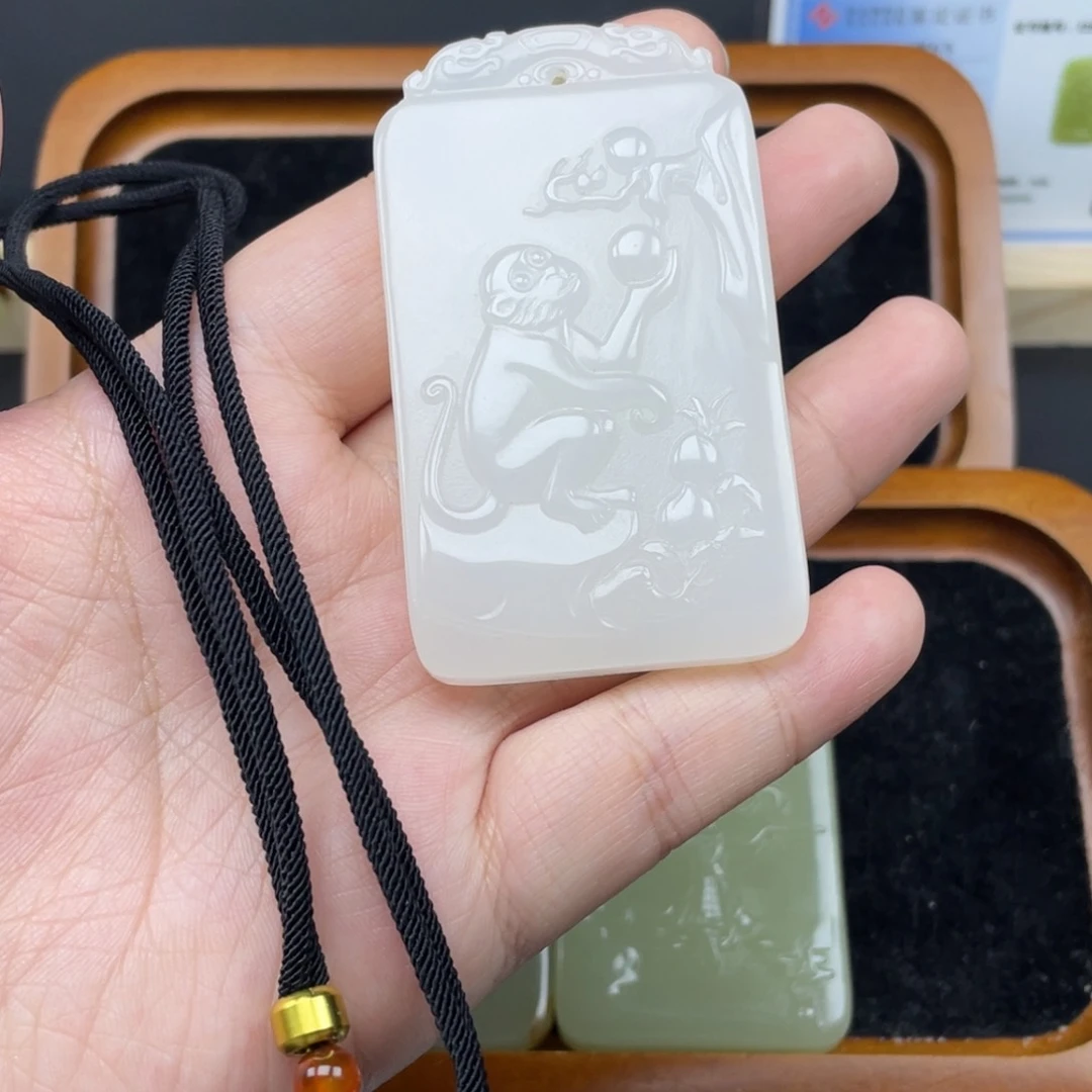 用****6新疆昆仑山料