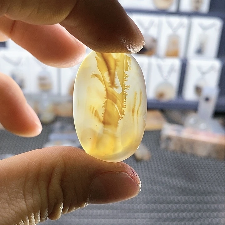 未镶嵌玛瑙/玉髓珠宝奇石?*哥