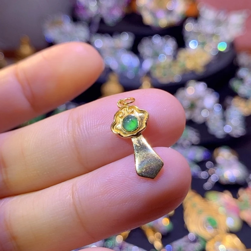 【闪购商品】翡翠挂件银S925镶嵌天然资源