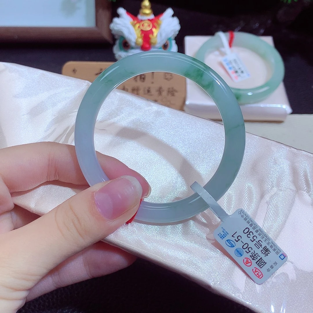 翡翠未镶嵌手镯530