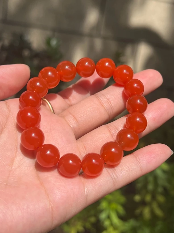 天然保山南红玛瑙冰红串珠颜色油润细腻