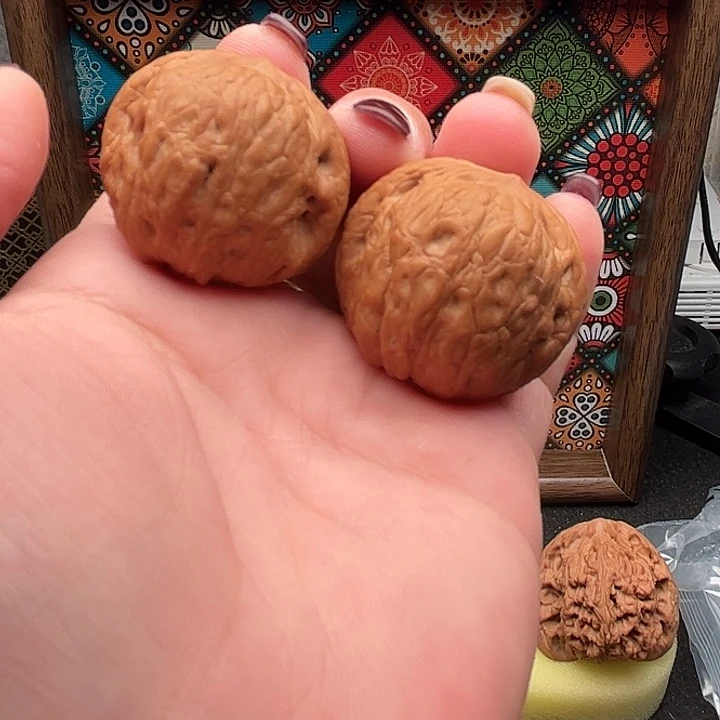 文玩核桃吊坠乾坤元宝34