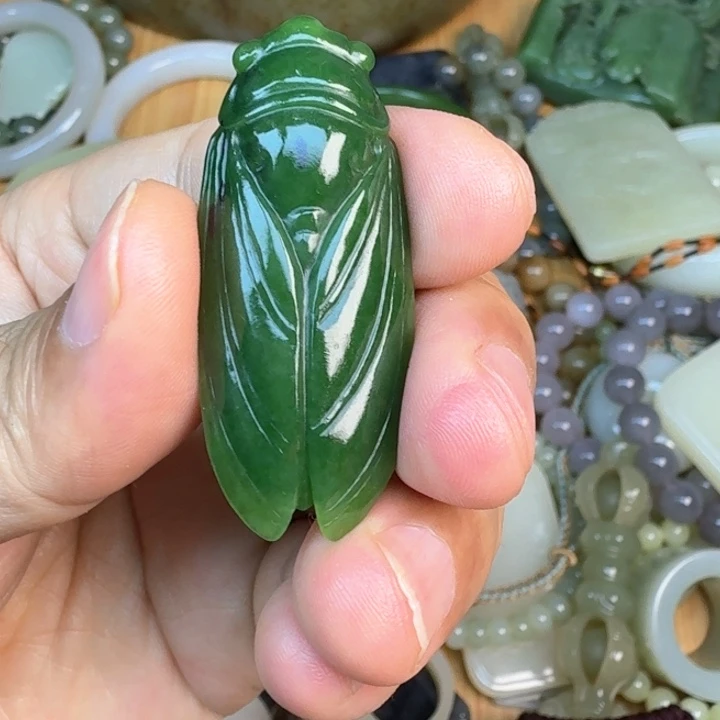 吊坠(赠链)未镶嵌和田玉