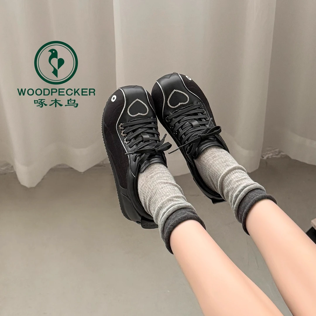 啄木鸟内增高德训鞋女2025秋季新款爱心运动休闲鞋保龄球鞋阿甘鞋