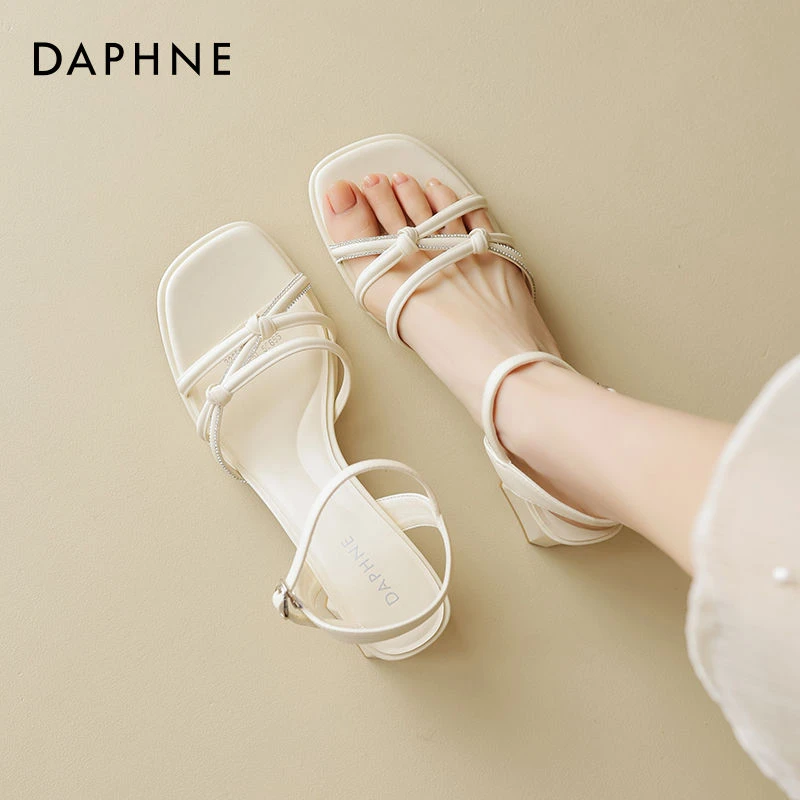 达芙妮法式凉鞋2025春夏新款粗跟单鞋气质高跟鞋配裙子仙女风女鞋