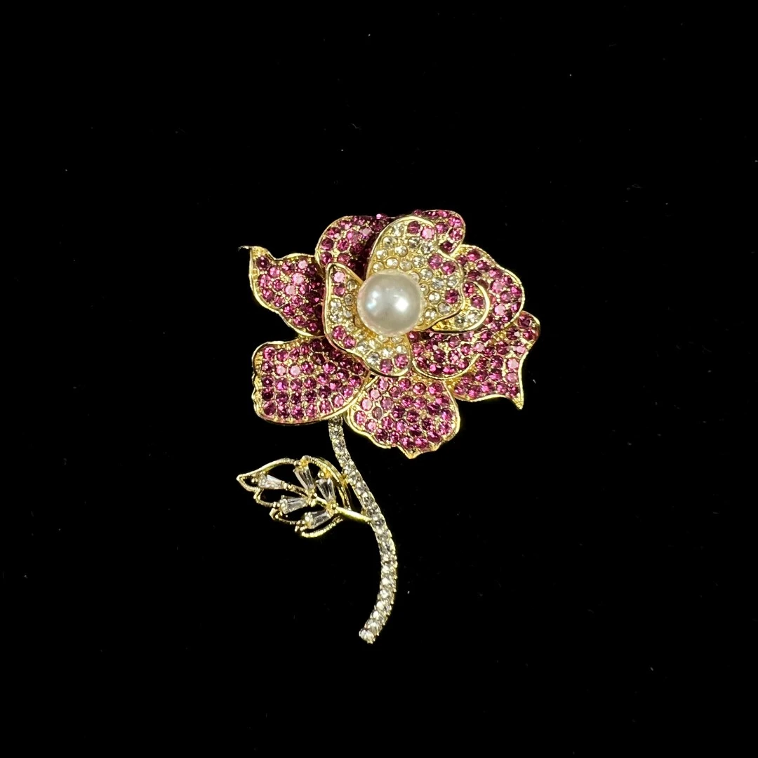 锌合金珐琅胸针 xz4891触手玫瑰