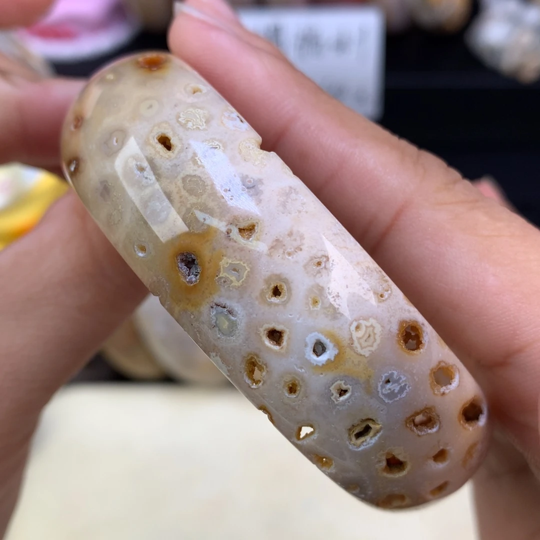 硅化珊瑚（珊瑚玉）未镶嵌吊坠(赠链)（35号）奶酪共生59圈