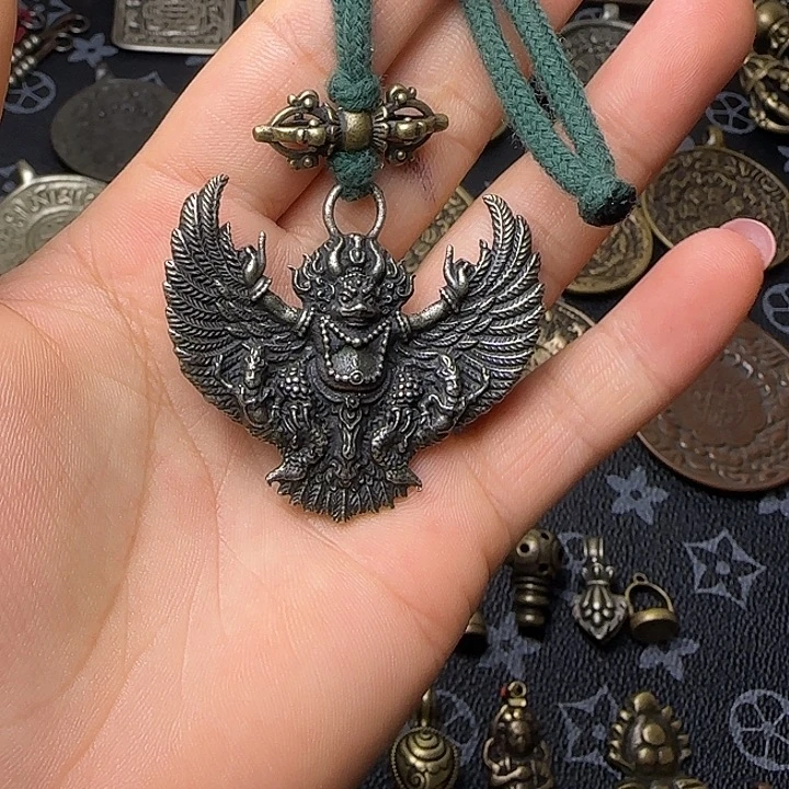 手串/手链贝壳……………………………………