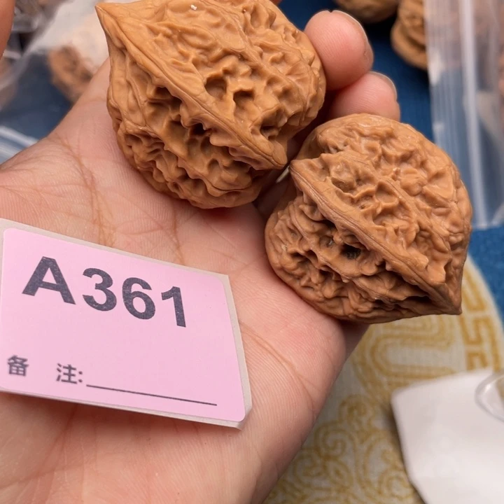 把件文玩核桃核桃