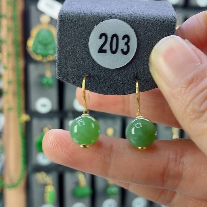 和田玉18K金镶嵌耳饰