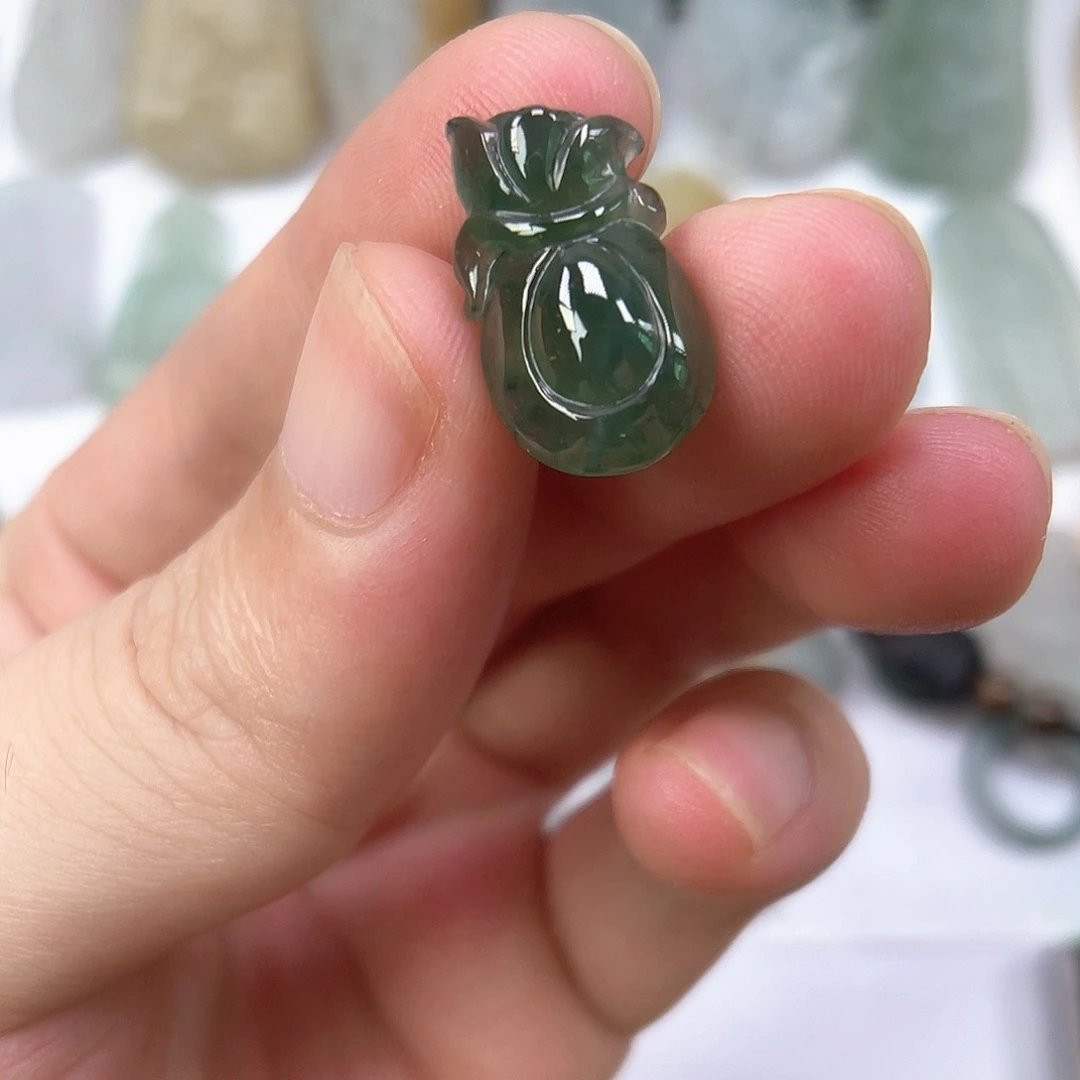 定制翡翠未镶嵌钱袋子