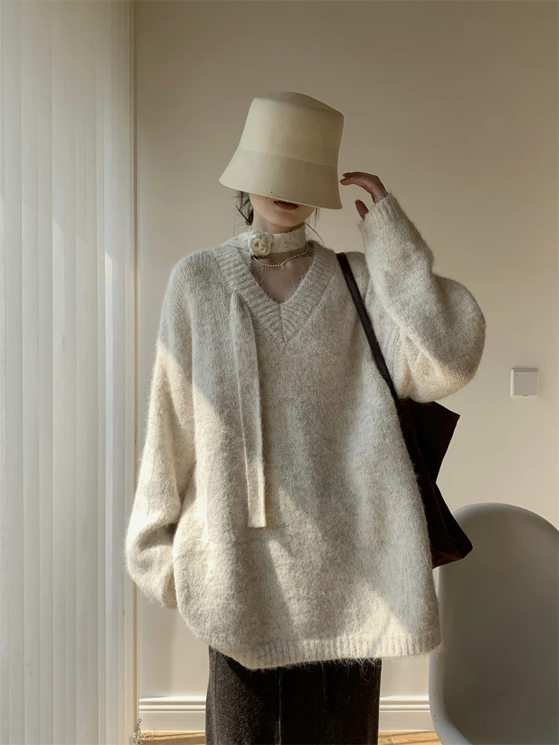 2025秋冬玫瑰花飘带V领宽松慵懒松弛感中长款毛茸大版毛衣女