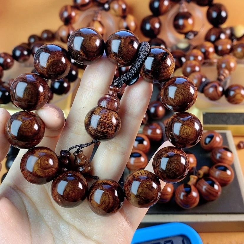 【闪购商品】花梨木类手****7黄18