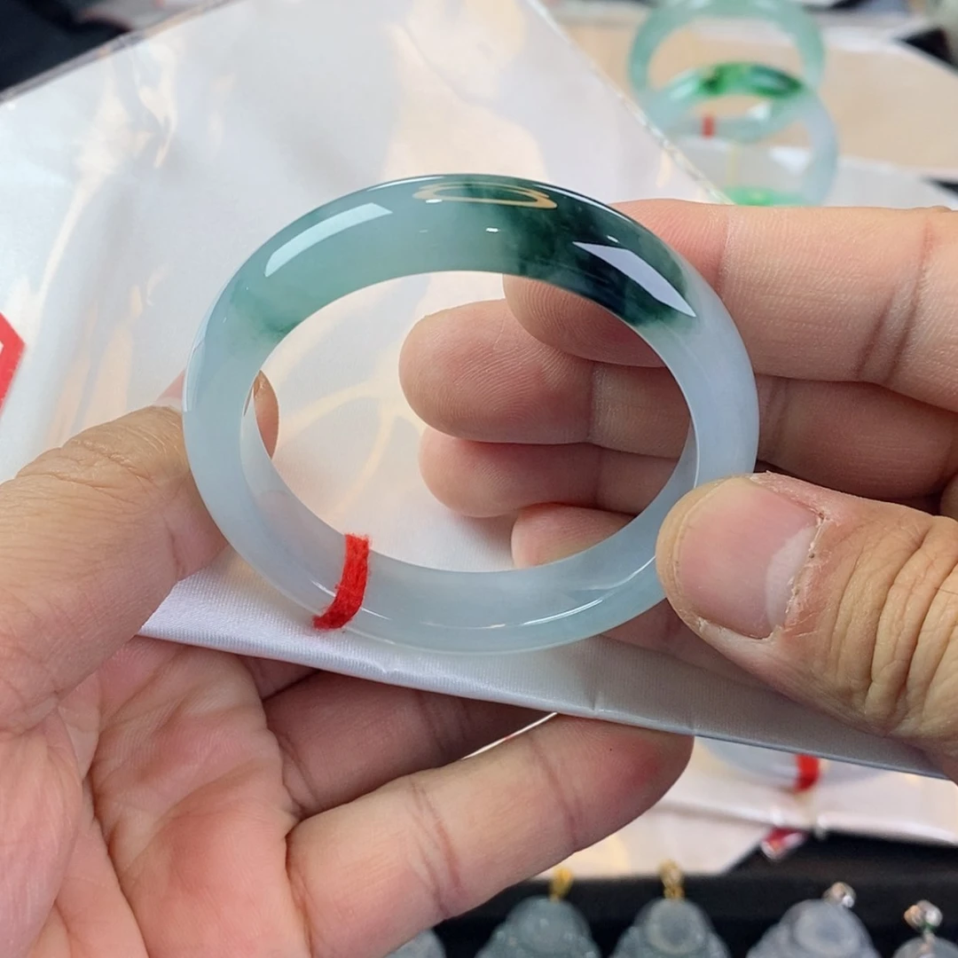 【闪购商品】未镶嵌手镯翡翠