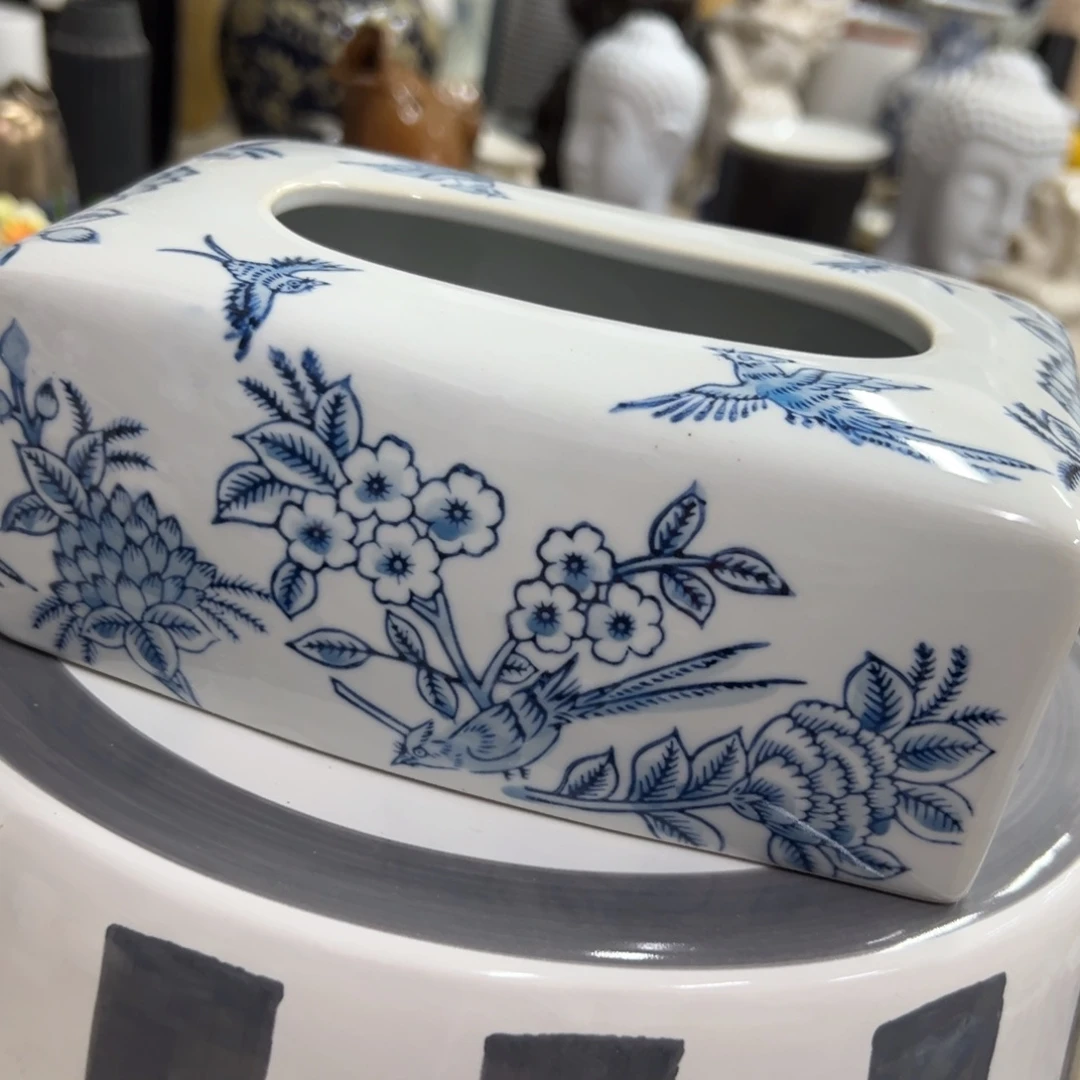 瓷片微瑕青花瓷器值得厚爱